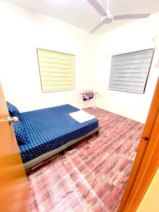 Raees Homestay Kampong Tanjong Minyak 외부 사진