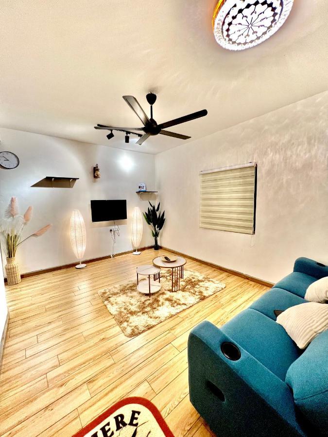 Raees Homestay Kampong Tanjong Minyak 외부 사진
